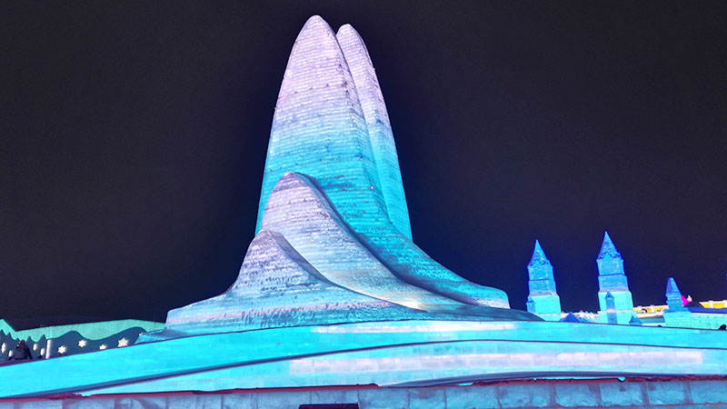 First Ice Sculpture of 2020 Harbin Ice Snow World